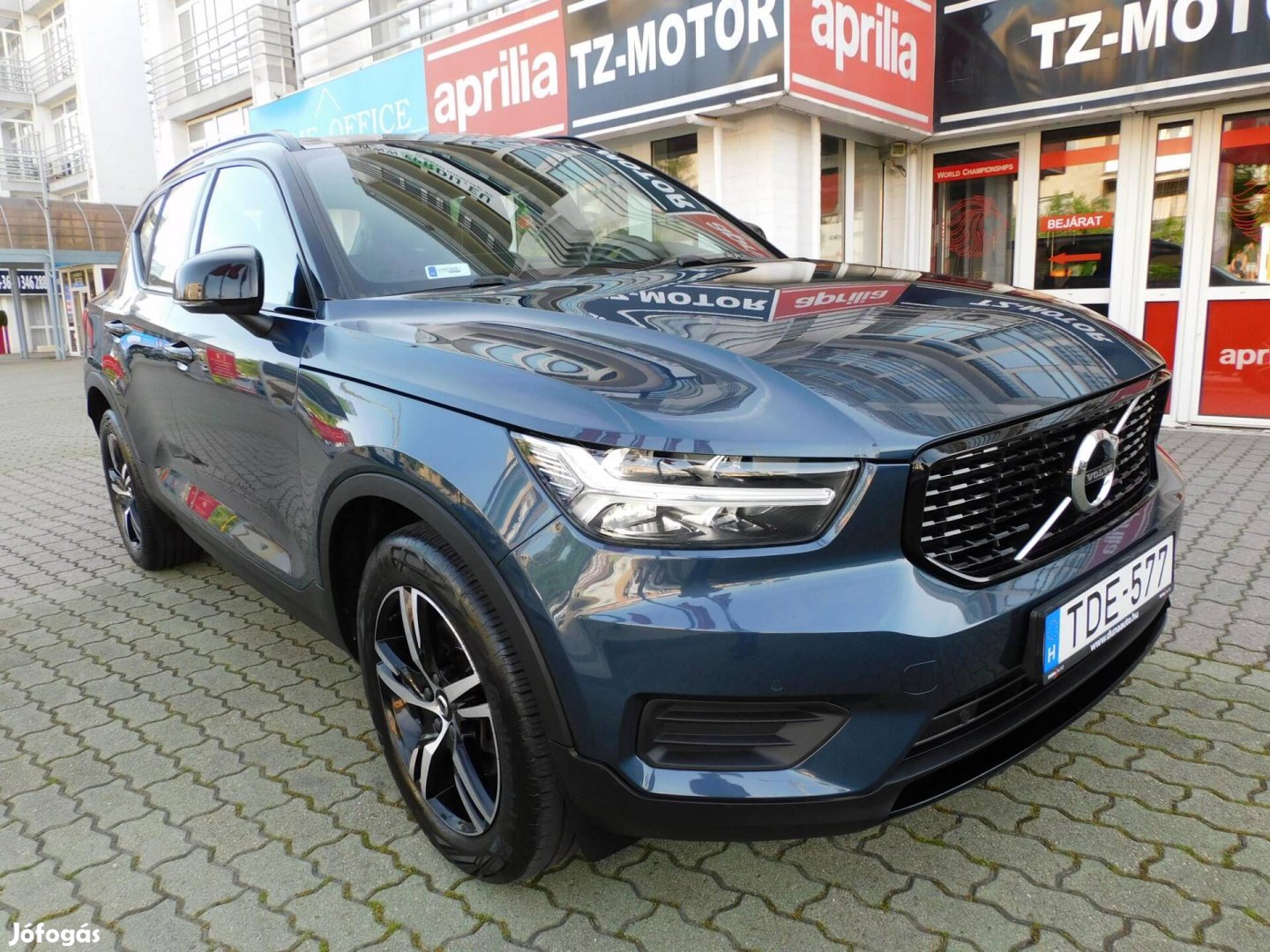 Volvo XC40 2.0 [B4] Mhev R-Design DCT Magyarors...